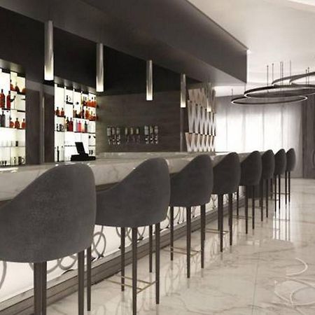 Room In Lodge - The Envoy Hotel And Suites อาบูจา ภายนอก รูปภาพ