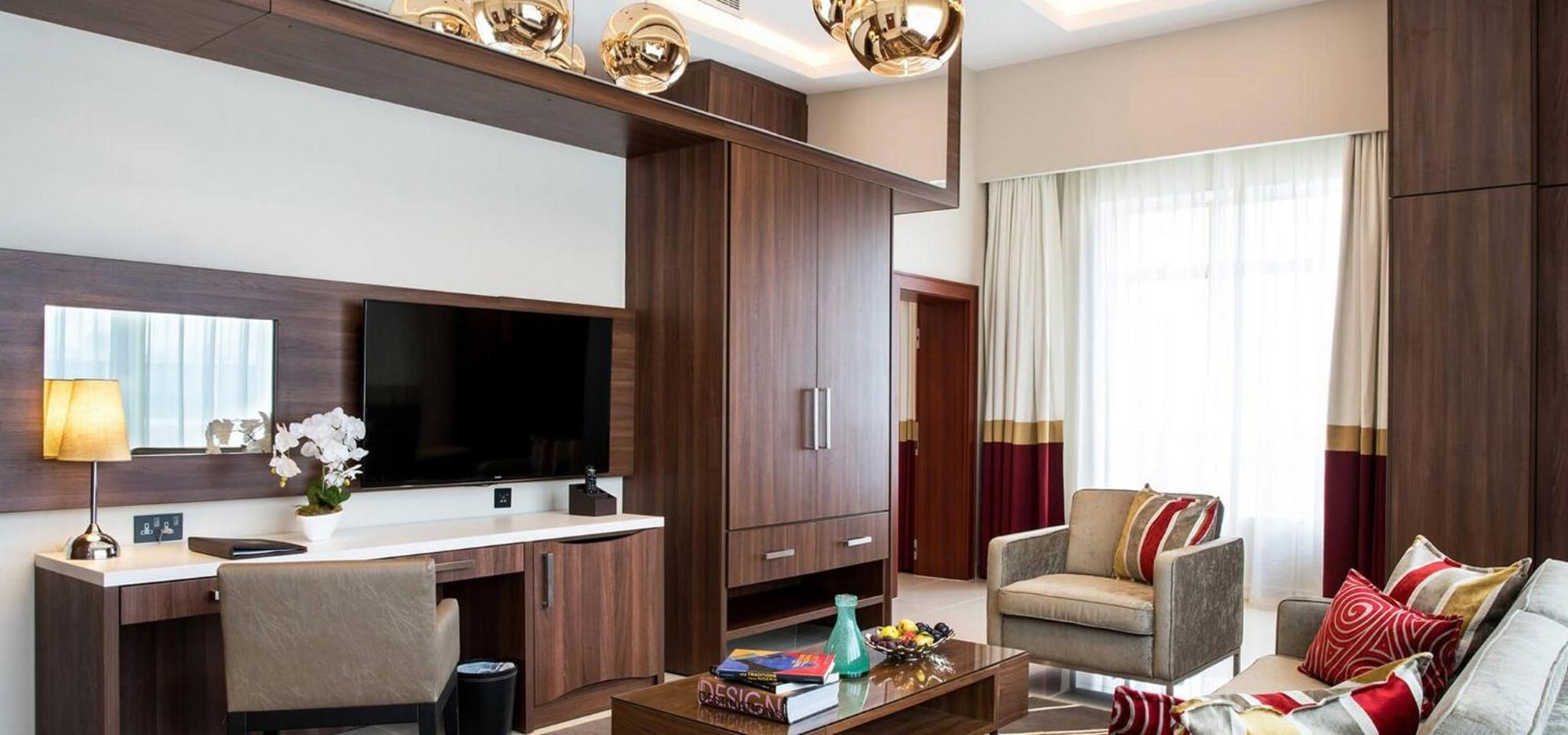 Room In Lodge - The Envoy Hotel And Suites อาบูจา ภายนอก รูปภาพ